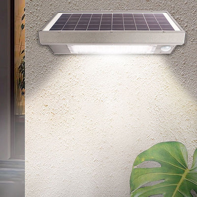 مصباح حائط LED بمستشعر جسم مربع للطاقة الشمسية للباحة الخارجية 