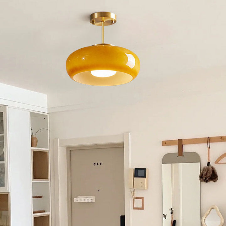 Zeitgenössische skandinavische ovale Eisen-Kupfer-Glas-1-Licht-Pendelleuchte für Schlafzimmer 