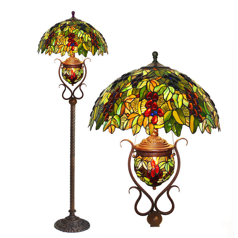 Traditionelle Tiffany-Stehlampe mit Buntglas und Traubendekor, kuppelförmig, 3 Lichter, fürs Arbeitszimmer