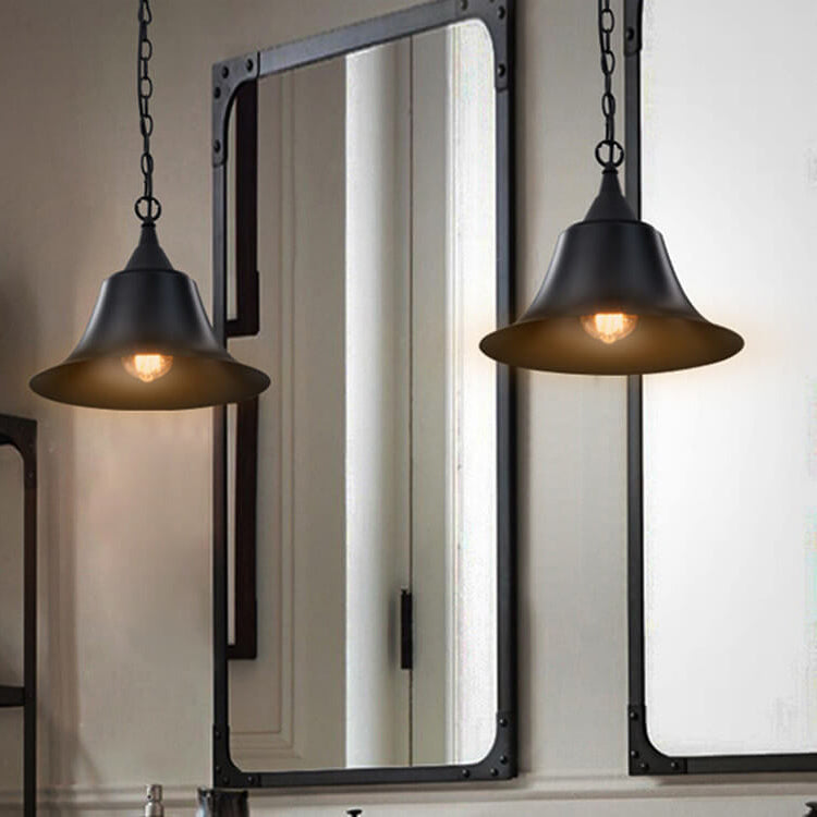 Lámpara colgante de 1 luz de hierro con forma de cuerno industrial vintage 