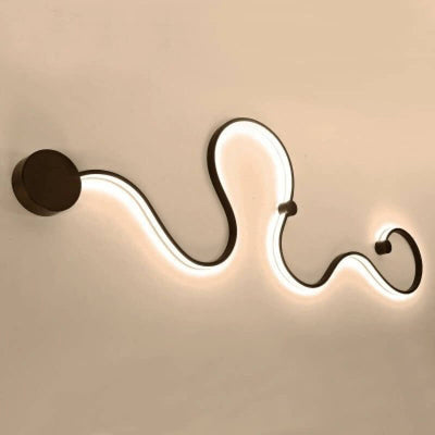 Modern Long Aluminum Snake Shaped 1-Light Curved LED Wall Sconce Lamp