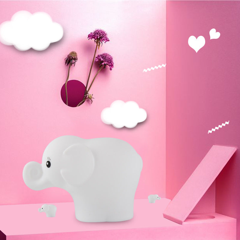 مصباح طاولة LED ليلي بتصميم فيل إبداعي من السيليكون مع USB 