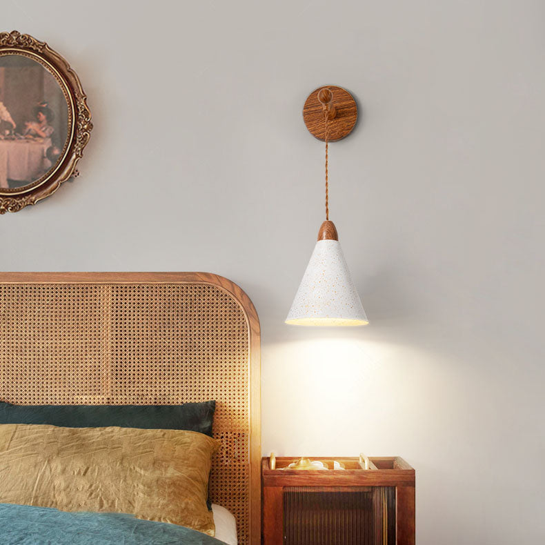 Lámpara Aplique de Pared de 1 Luz de Hierro Cónico Tradicional Japonés para Dormitorio 