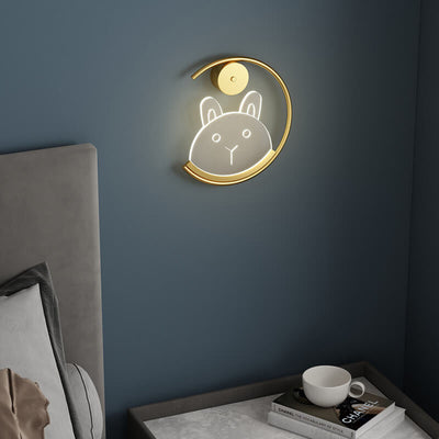 مصباح حائط LED على شكل دب أكريليك ذهبي إبداعي على شكل حرف C 