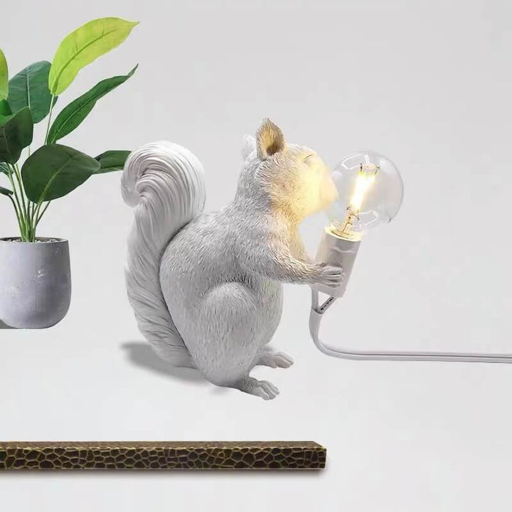Contemporary  Creative Resin Squirrel 1-Light Decoration Table Lamp for Living Room