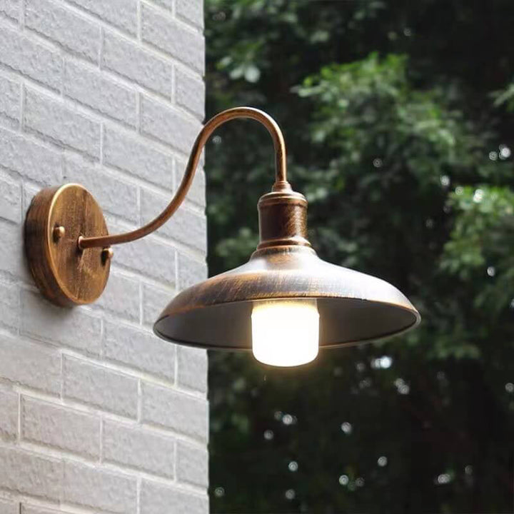 Applique Murale Extérieure Étanche en Fer Style Loft Rétro avec Dôme et Bras Courbé, 1 Lumière 