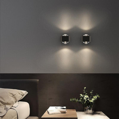 مصباح حائط LED مضيء لأعلى ولأسفل بتصميم مكعب مستطيل مستدير من النحاس العصري البسيط لغرفة النوم 