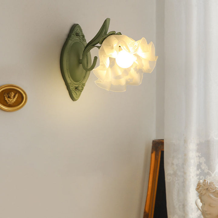 Applique murale à 1 lumière en verre et fer à fleurs rustiques européennes 