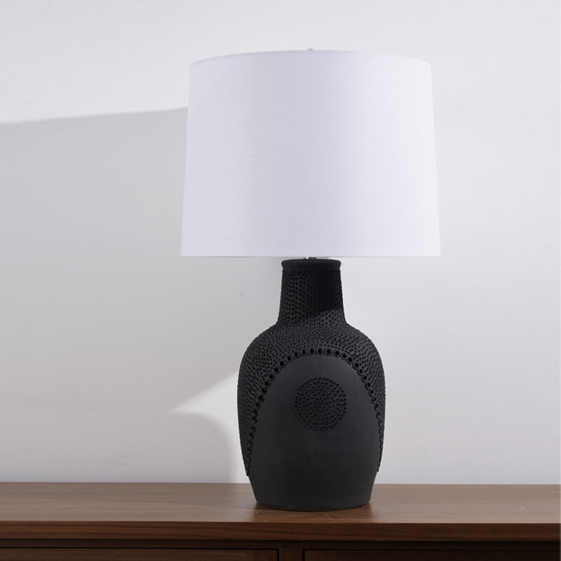Lámpara de mesa de 1 luz con tambor de tela y jarra de cerámica en blanco y negro minimalista moderno 