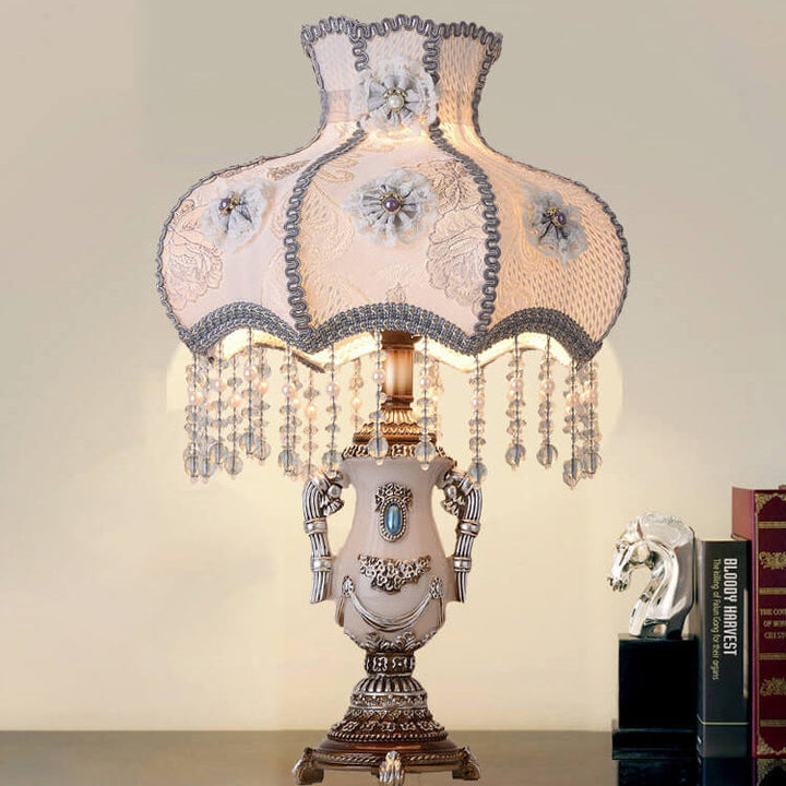 Lampe de table à pampilles en tissu violet clair de la Cour européenne, 1 lumière 