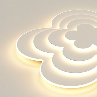 إضاءة LED مثبتة على السقف بتصميم حديث ومبدع على شكل بتلات زهور من الأكريليك 