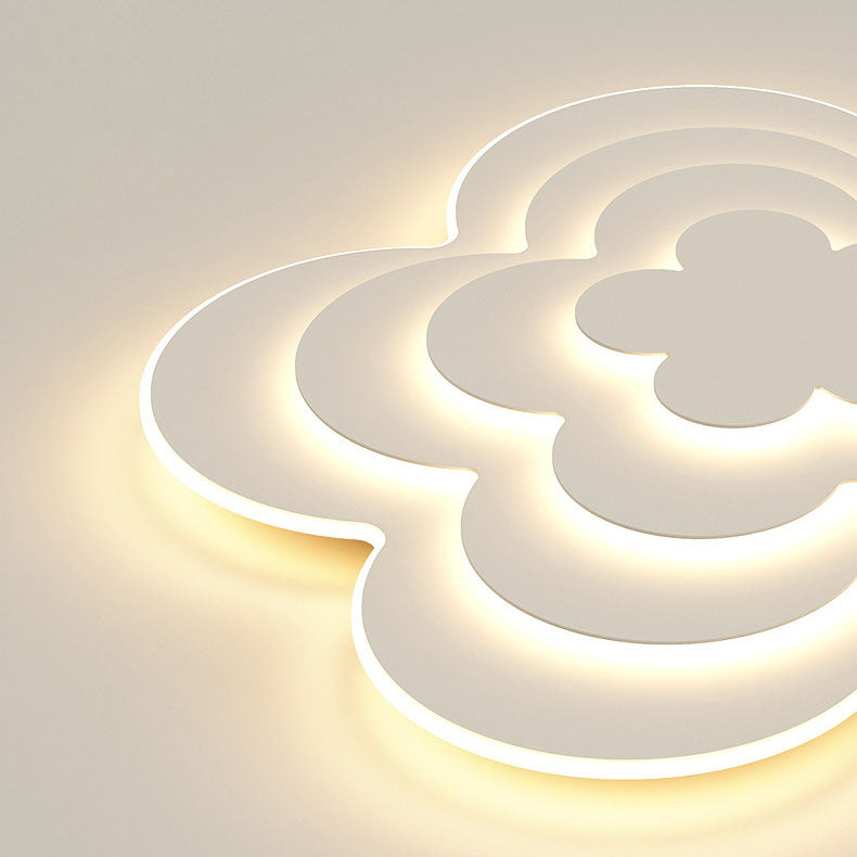 إضاءة LED مثبتة على السقف بتصميم حديث ومبدع على شكل بتلات زهور من الأكريليك 