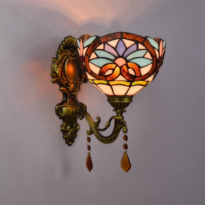 Traditionelle 1-flammige Tiffany-Wandleuchte im Barockstil aus Eisen mit Buntglas-Kristallglasschale für Wohnzimmer &amp; Schlafzimmer 