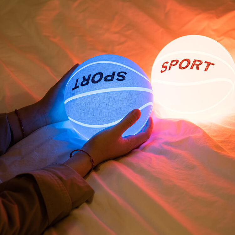 Lumière de nuit LED en silicone créative pour basketball, lampe de table à chargement USB 