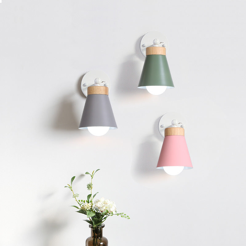 Moderne, minimalistische Macaron-Wandleuchte aus einfarbigem Eisenholz mit 1 Leuchte 