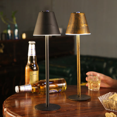 Moderne, minimalistische, einfarbige Pilz-Hardware-Kunststoff-wiederaufladbare LED-Nachtlicht-Tischlampe 