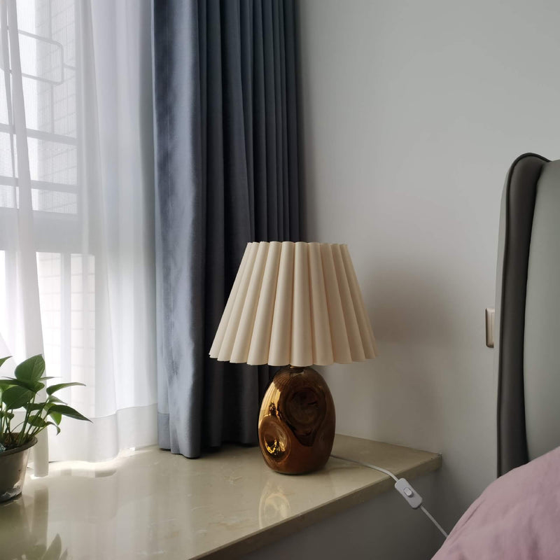 Chinese Modern Pleated Umbrella Wave Glazed Fabric PVC 1-Light Table Lamp