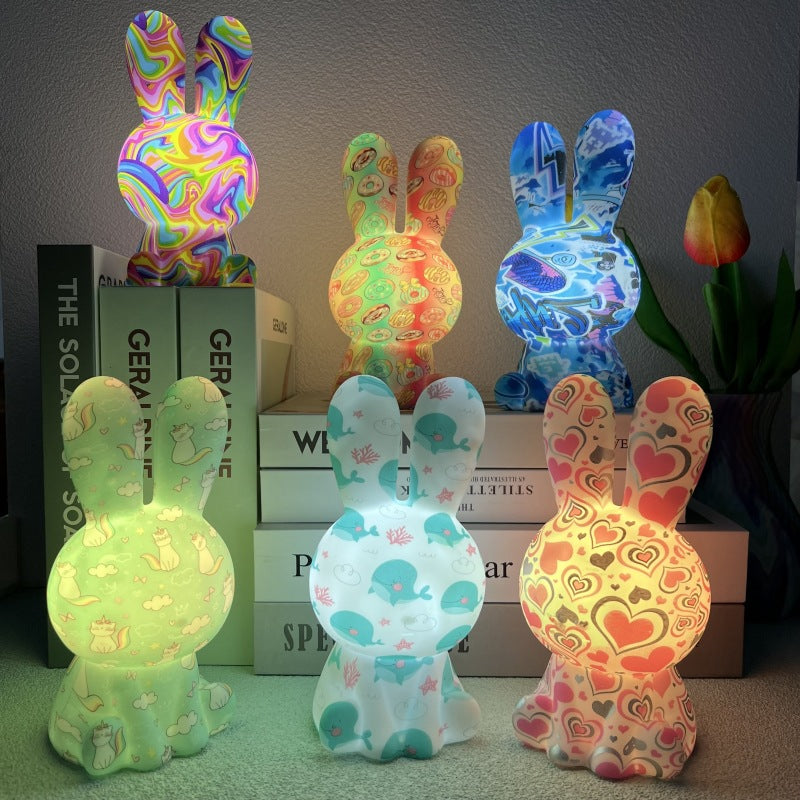 Lámpara de mesa con luz nocturna LED de conejo arcoíris impreso en 3D pintado creativamente 