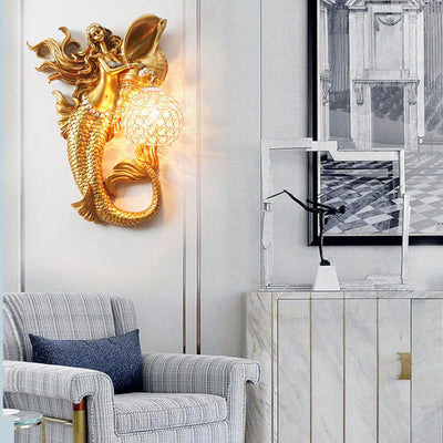 Applique murale 1 lumière avec abat-jour en cristal en forme de sirène en résine moderne et créative 