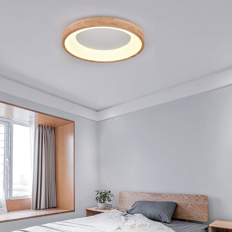 Nordische, minimalistische, runde LED-Deckenleuchte aus Rundholz aus Rundholz