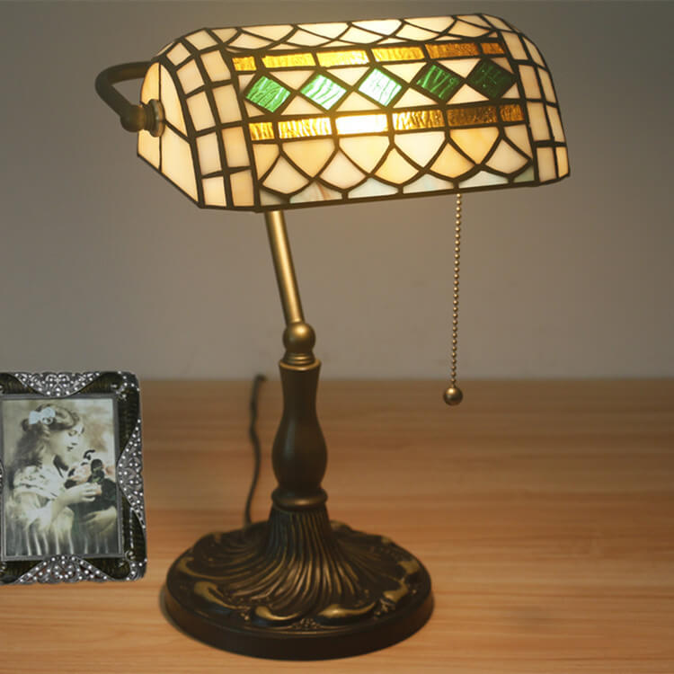 European Vintage Tiffany 1-Light Table Lamp