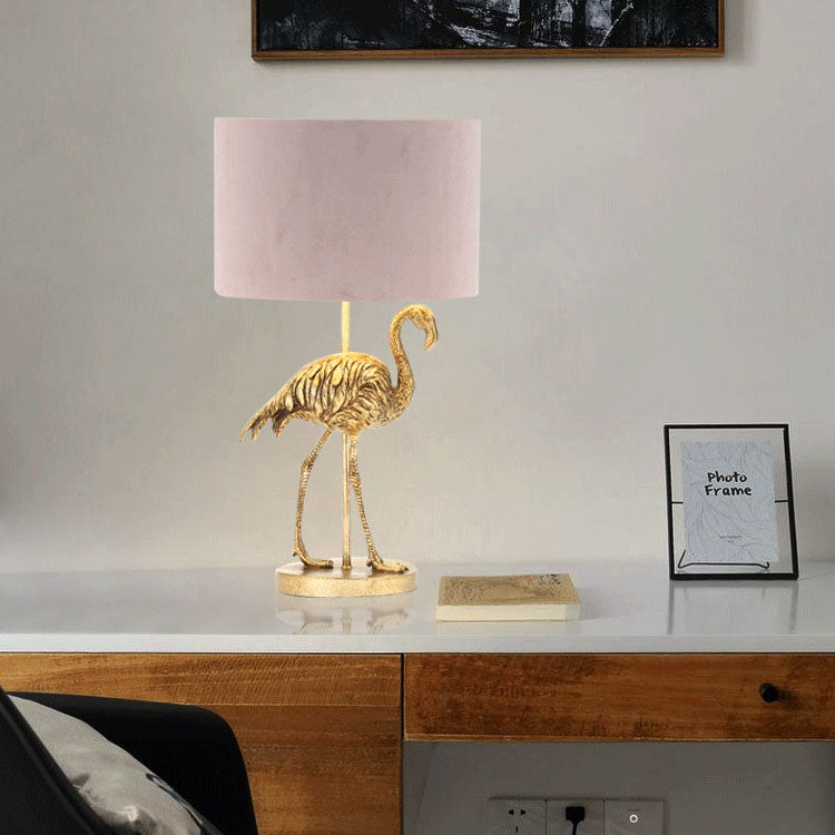 Lámpara de mesa de 1 luz de tela de resina flamenco nórdico de lujo 