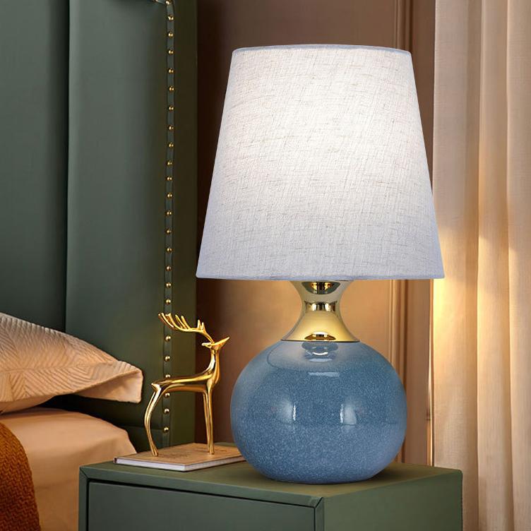 Moderne dekorative 1-Licht-Touch-Dimm-Tischlampe aus Keramik 