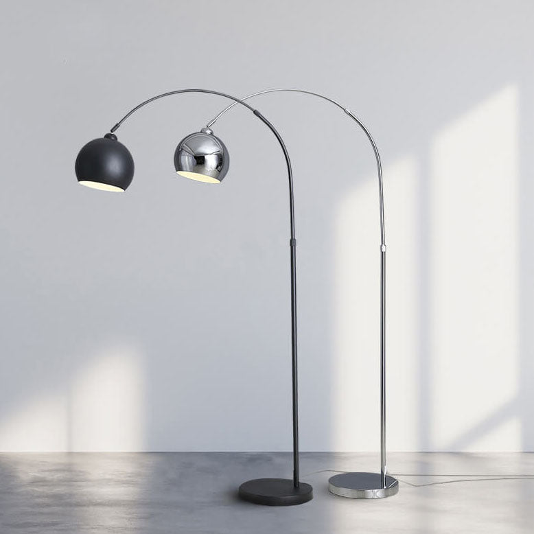 Moderne nordische Stehlampe aus Edelstahl und Eisen in Angelruten-Optik mit kuppelförmigem Rundschirm, 1-flammig, für das Schlafzimmer 