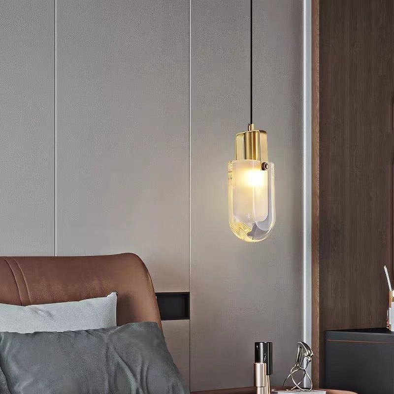 Moderne unbedeutende halbrunde LED-Pendelleuchte aus Kupferkristall für Schlafzimmer 