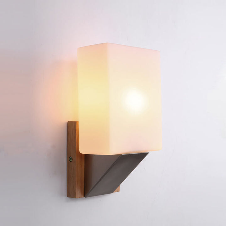 Lámpara Aplique de Pared de 1 Luz con Base de Madera Sólida y Vidrio Cuadrado Nórdico 