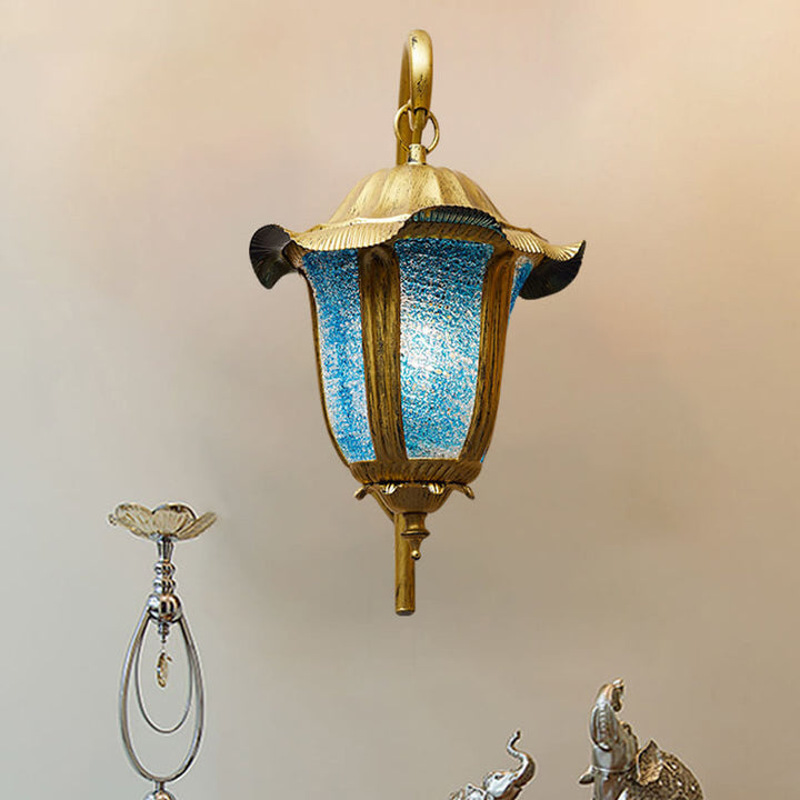Böhmische marokkanische blaue Eisen-Wandleuchte mit 1 gebogenem Arm 