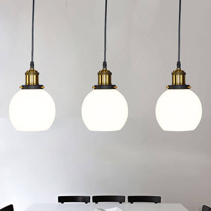 Suspension lumineuse scandinave moderne à une ampoule en verre rond 
