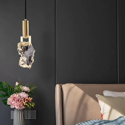 Modern Luxury Copper Irregular Crystal Stone LED Pendant Light For Living Room