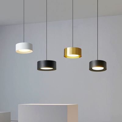 Moderne minimalistische LED-Pendelleuchte mit rundem Kopf aus Eisen