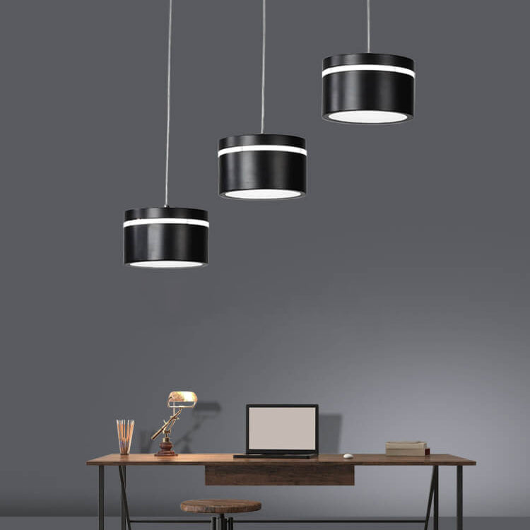 Nordischer minimalistischer LED-Kronleuchter aus Eisen mit rundem Trommelschirm und 3 Lichtern 