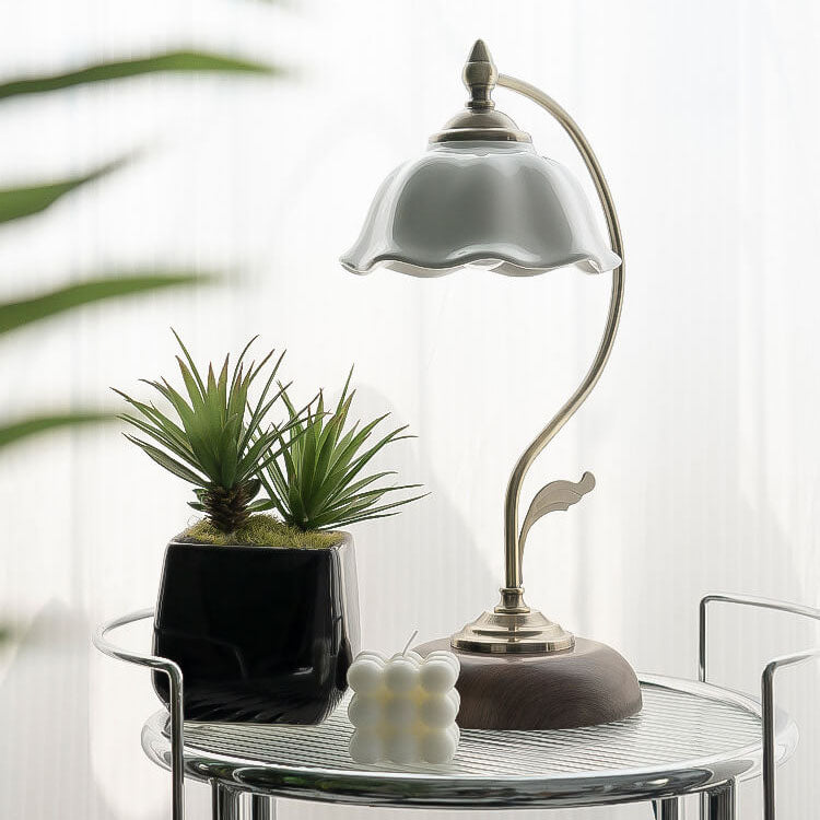 Vintage Walnut Flower Shade Ceramic 1-Light Table Lamp