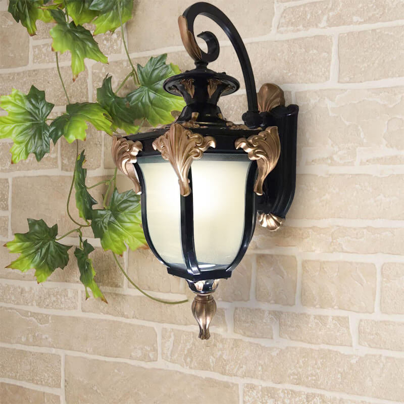 European Retro Lantern Glass Outdoor Waterproof 1-Light Wall Sconce Lamp