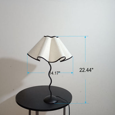 Modern Fabric Petal Flower 1-Light Table Lamp