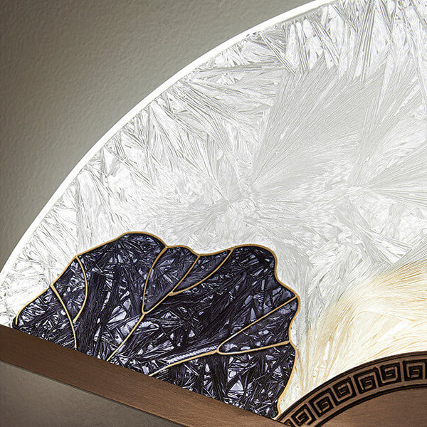 Moderne chinesische Glas-Faltfächer-förmige Messing-LED-Wandleuchte 