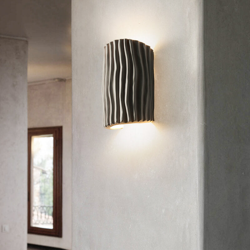 Contemporary Nordic Wavy Textured Resin Semicircle 2-Light Wall Sconce Lamp For Living Room
