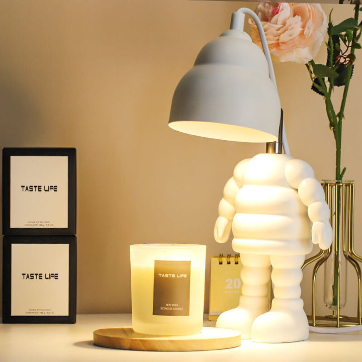 Lampe de Table à Cire Fondante d'Aromathérapie LED Robot Michelin Créatif Moderne 