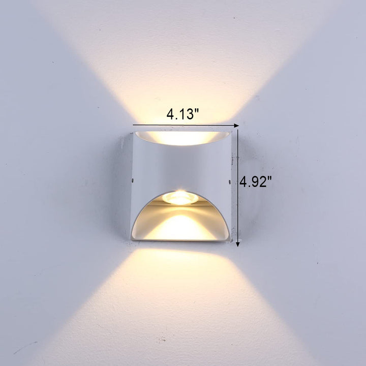 Moderne, minimalistische, einfarbige, quadratische, wasserdichte LED-Wandleuchte aus Aluminium für den Außenbereich 