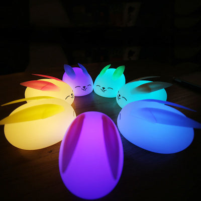 Lámpara de Mesa de Luz Nocturna LED de Silicona Creativa Moderna Conejo 