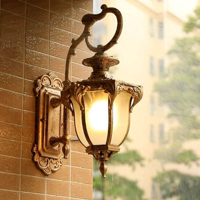 European-style Retro Outdoor Waterproof Aluminum Glass 1-Light Wall Sconce Lamp