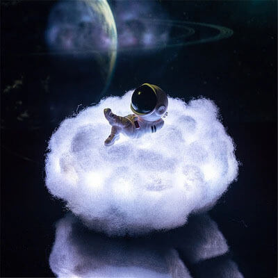 Lampe de table LED avec télécommande pour astronaute lunaire Creative Clouds 
