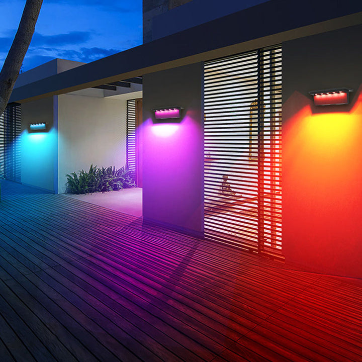 Moderne minimalistische wasserdichte Solar-LED-Wandleuchte für den Außenbereich aus ABS in Stufengeometrie 