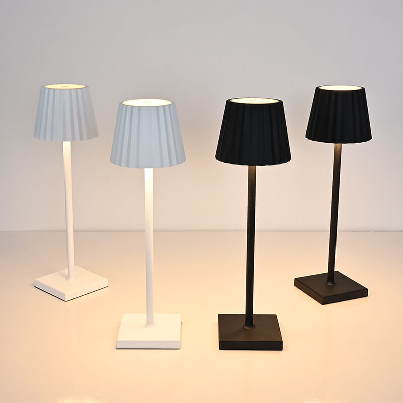 Lámpara de Mesa USB Táctil LED de Cono Plegado de Aluminio Minimalista 