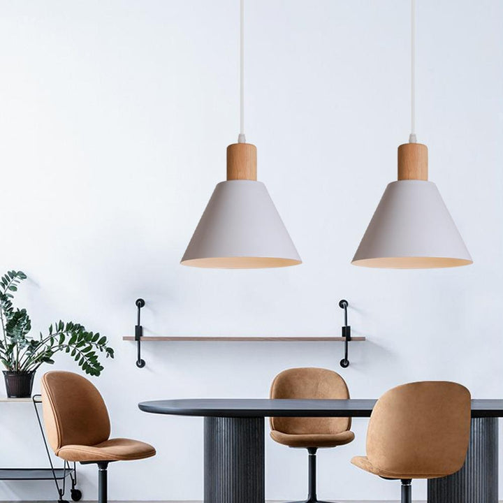 Traditional Vintage Iron Solid Wood Round Cone Top 1-Light Pendant Light for Living Room