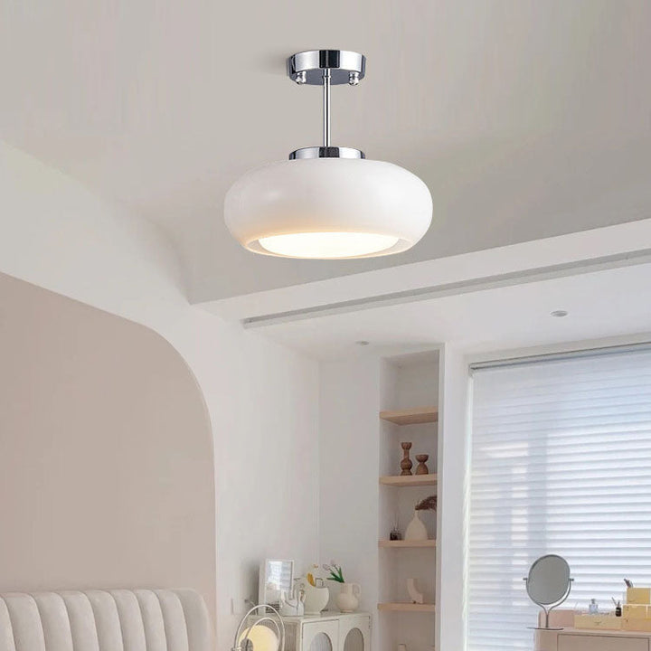 Zeitgenössische skandinavische ovale Eisen-Kupfer-Glas-1-Licht-Pendelleuchte für Schlafzimmer 