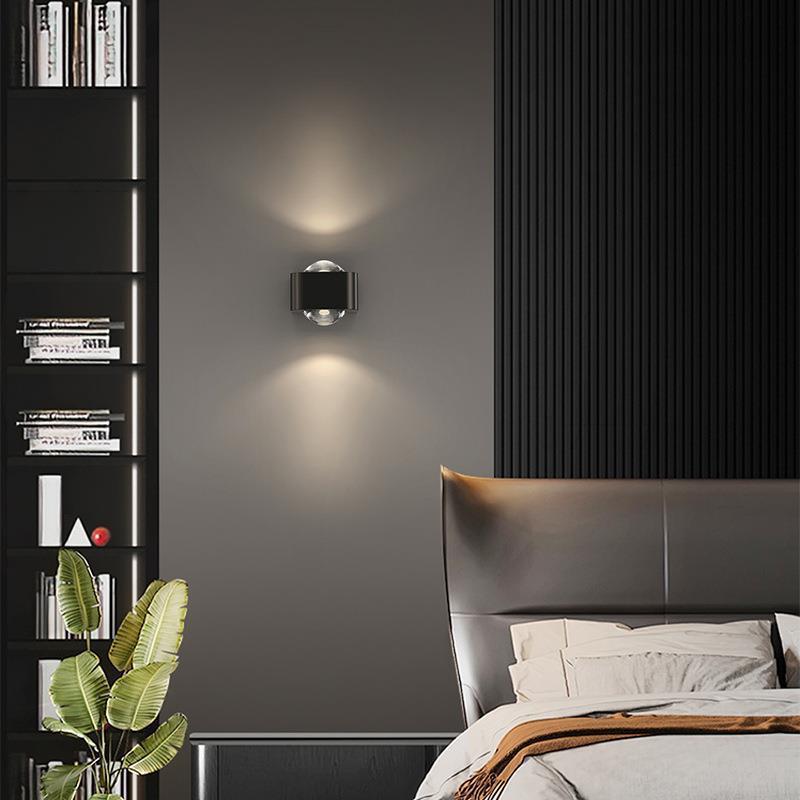 مصباح حائط LED مضيء لأعلى ولأسفل بتصميم مكعب مستطيل مستدير من النحاس العصري البسيط لغرفة النوم 